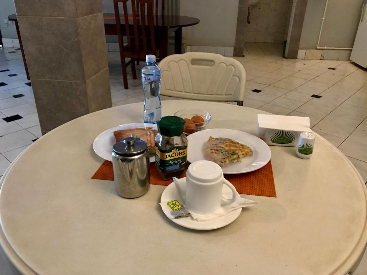 Capernaum Hotels Kyambogo  Kültér fotó